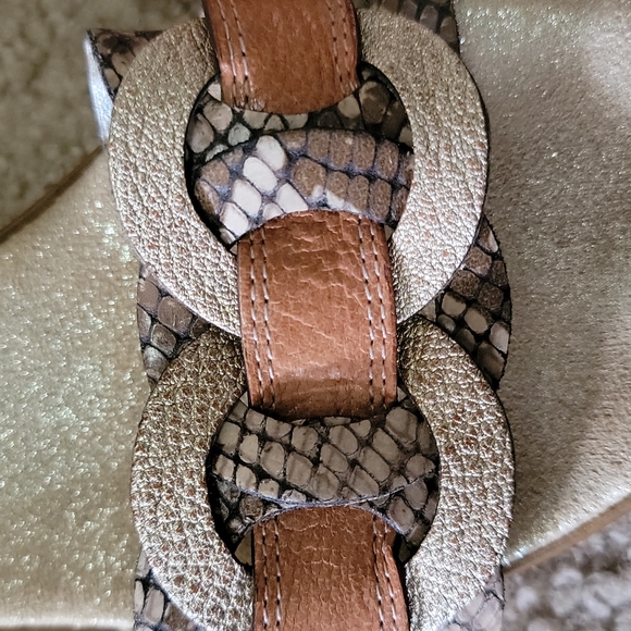 Sesto Meucci Tan Brown Snake Metallic Leather Slides Sandals Wedges Heels - Picture 2 of 5
